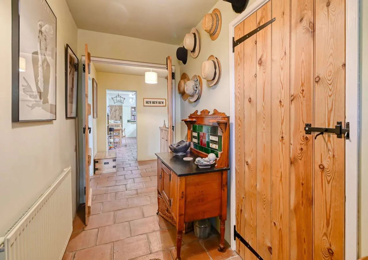 Britons Lane, Linley Brook, WV16, photo 4