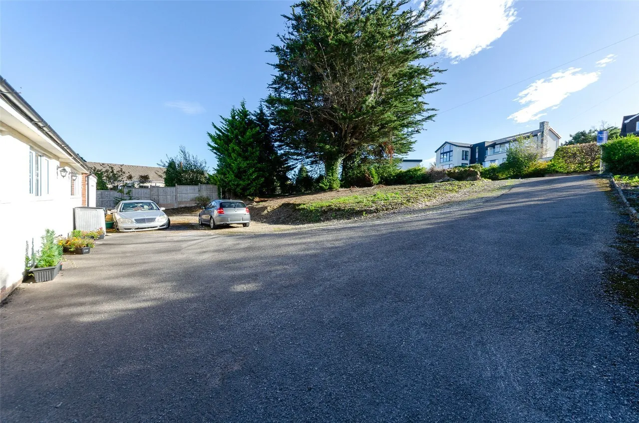 Pen Y Bryn Road, Colwyn Bay, LL29, photo 3