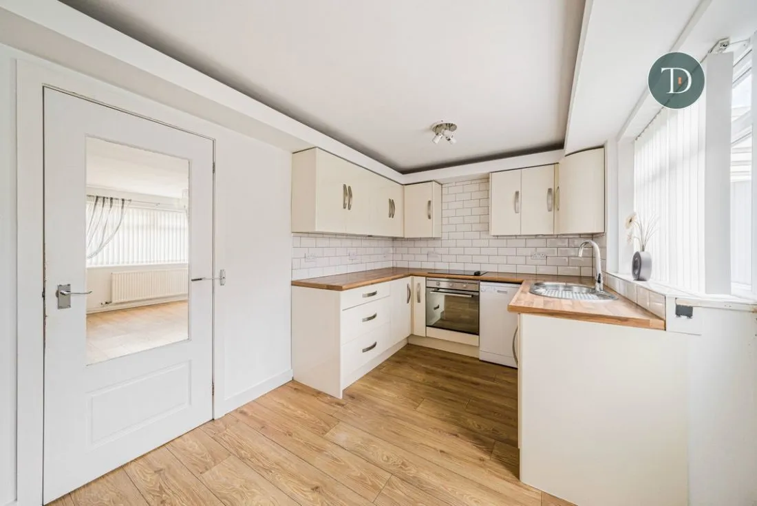 Talbot Road, Great Sutton, CH66 2RA, photo 8