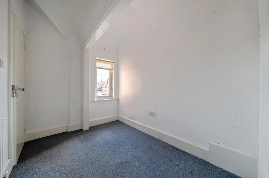 Elm Avenue, Long Eaton, NG10, photo 13