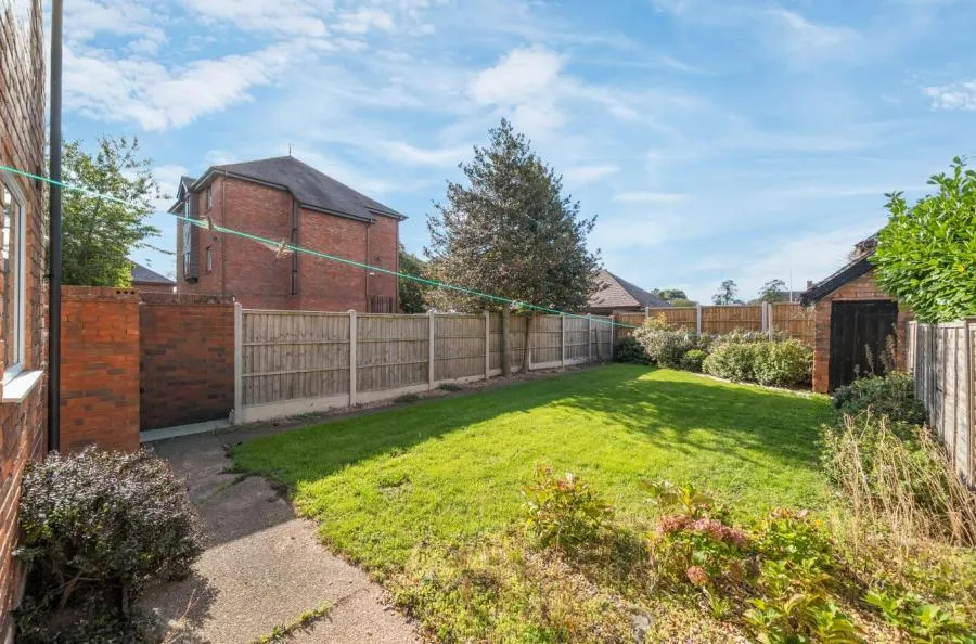 Elm Avenue, Long Eaton, NG10, photo 17