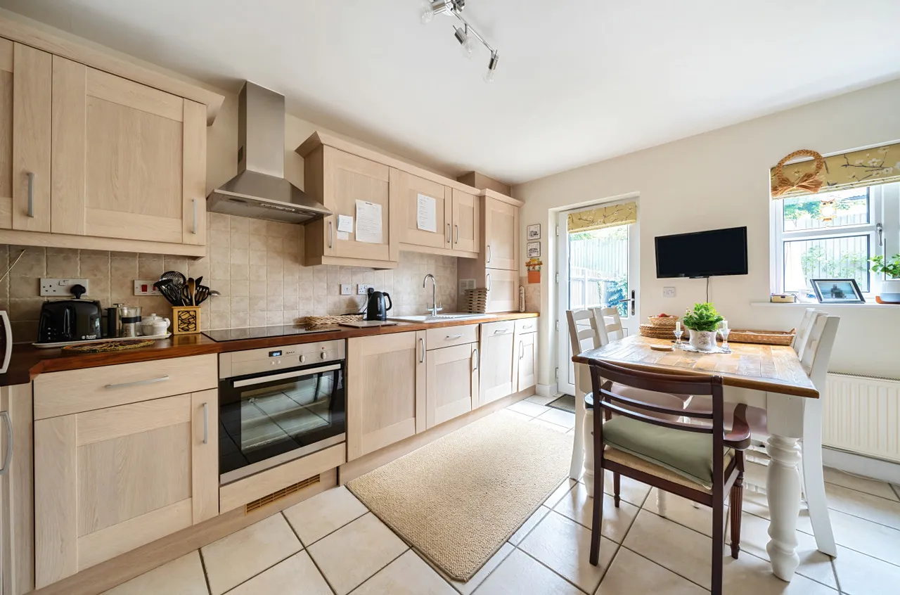 John Arlott Court, Alresford, SO24, photo 3