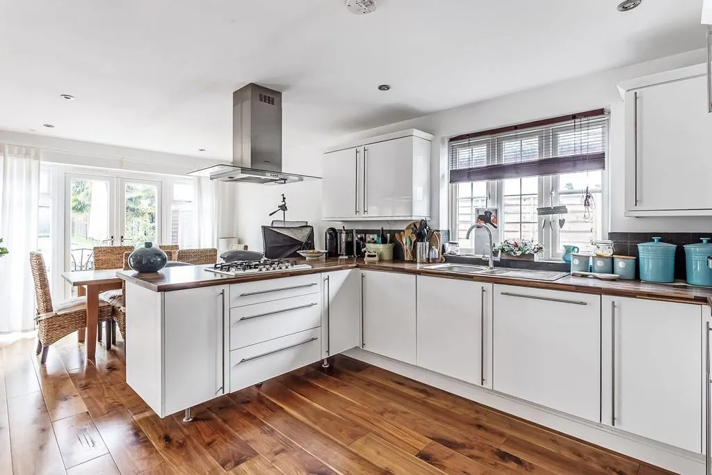 Cock Lane, Fetcham, KT22, photo 12