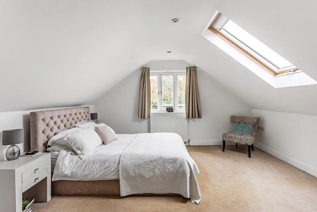 Cock Lane, Fetcham, KT22, photo 5