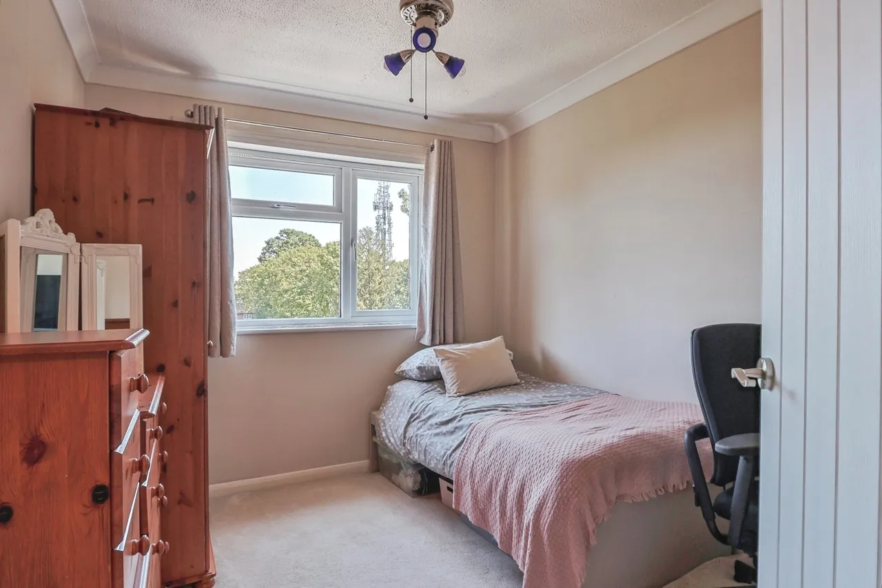 Mount Road, Poole, BH14, photo 5
