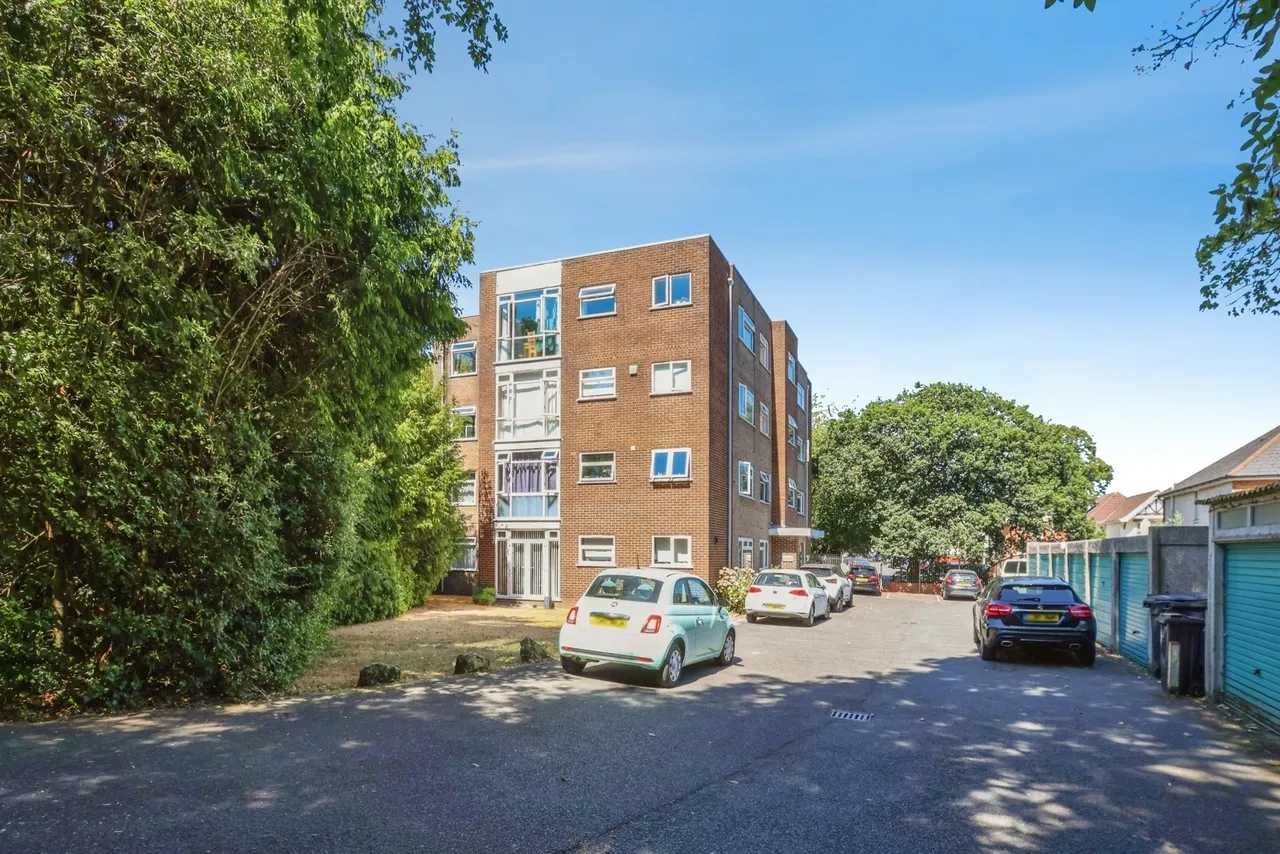 Mount Road, Poole, BH14, photo 7