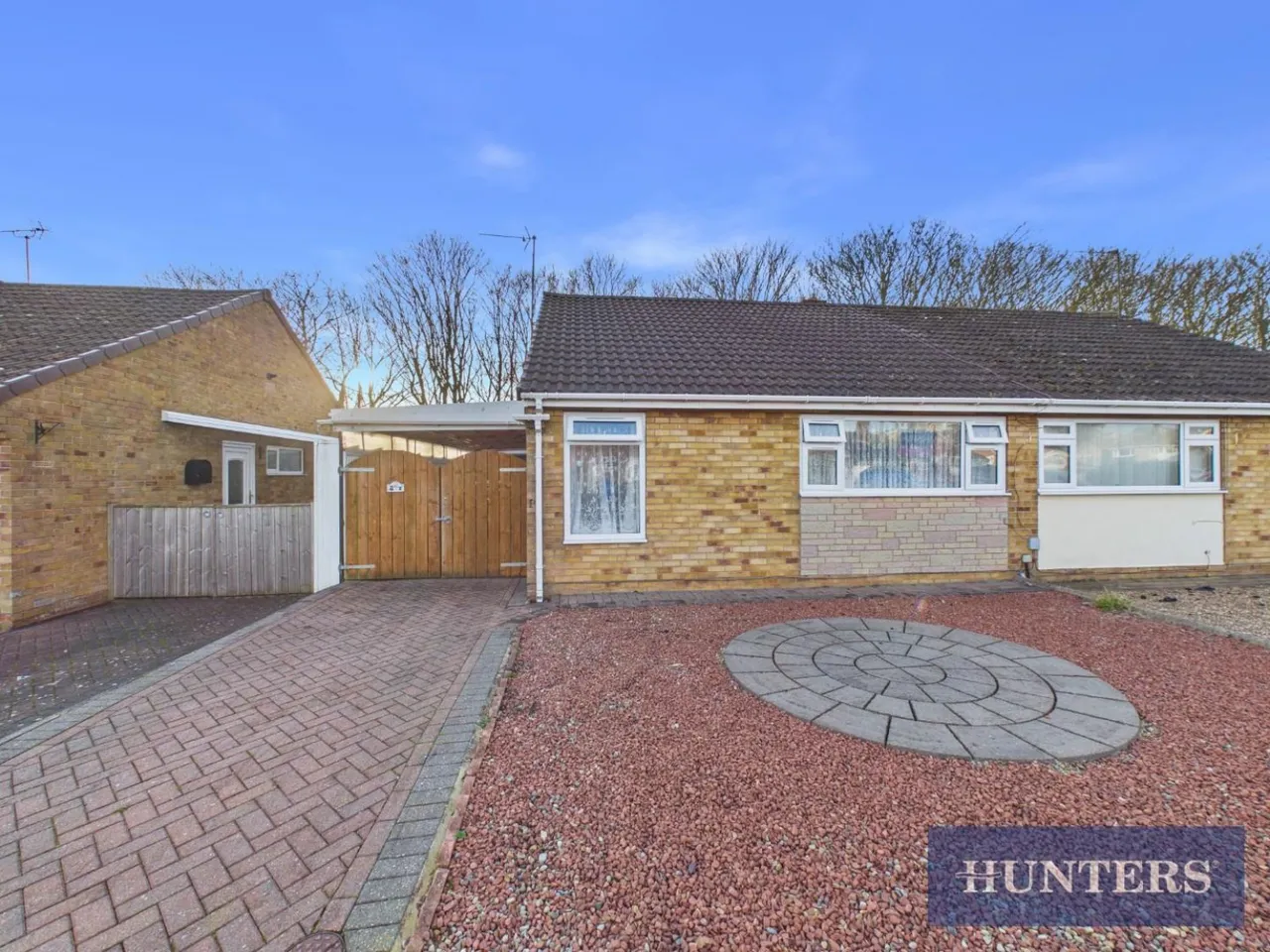 2 bed house for sale — Harewood Avenue, Bridlington