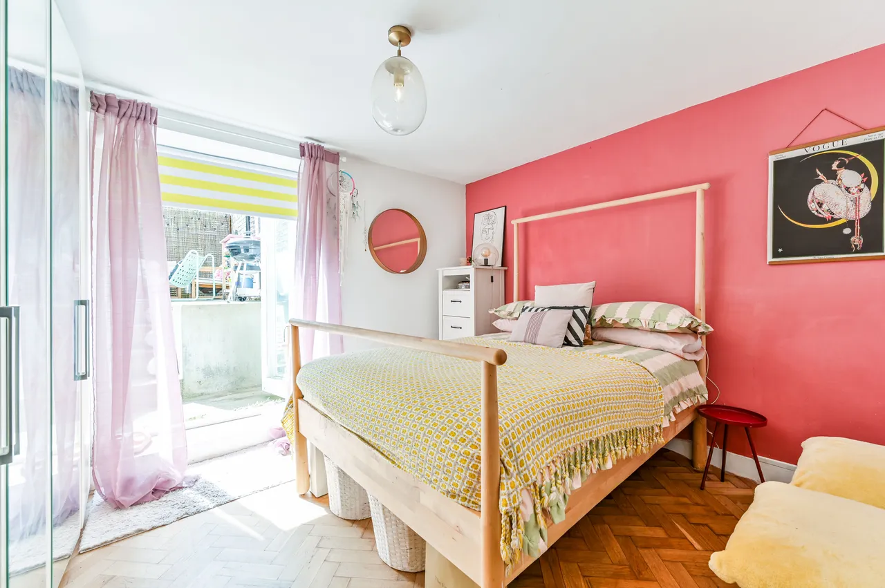 Garden Flat, 111 Manor Road, London, photo 10