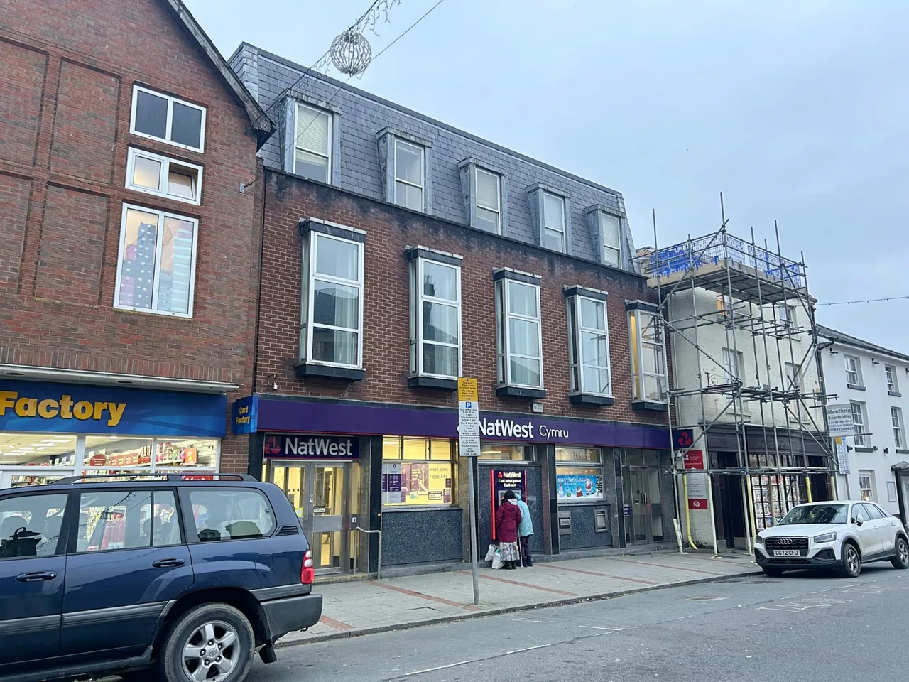 commercial to rent, Broad Street, Newtown