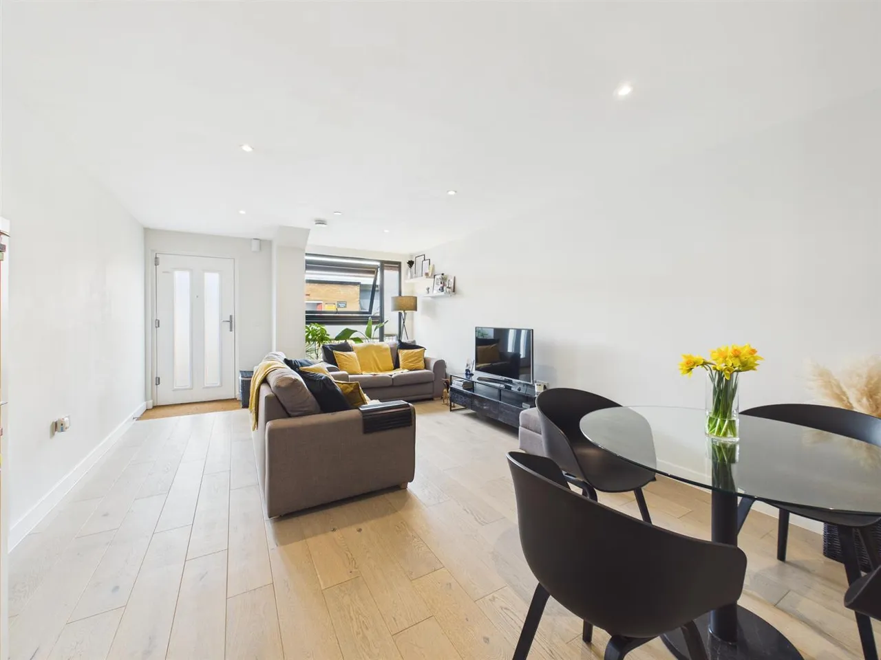 1 bed property for sale — Field End Road, Ruislip, HA4 9DL