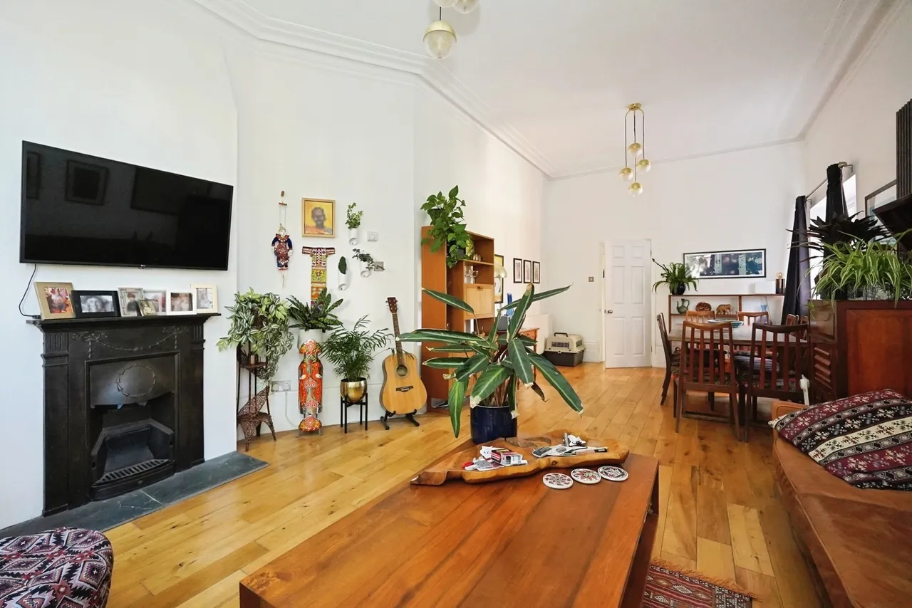 Bouverie Road West, Folkestone, Kent, CT20, photo 2