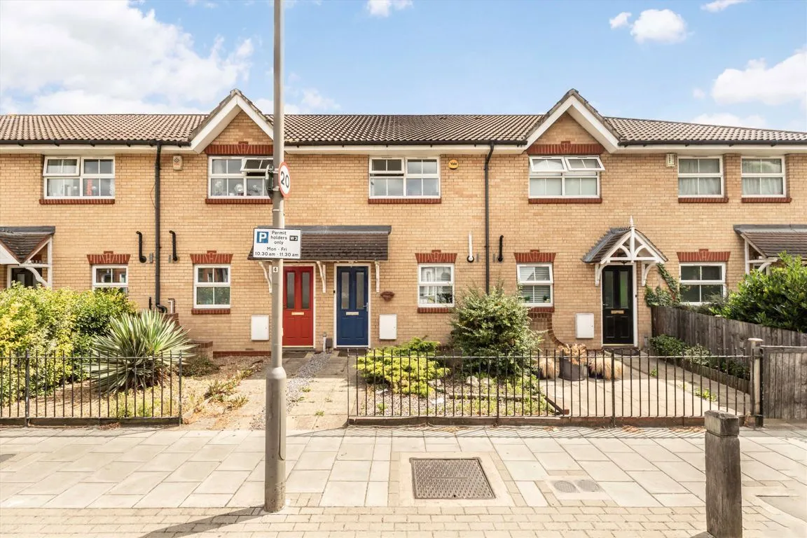 Swaffield Road, SW18, photo 6
