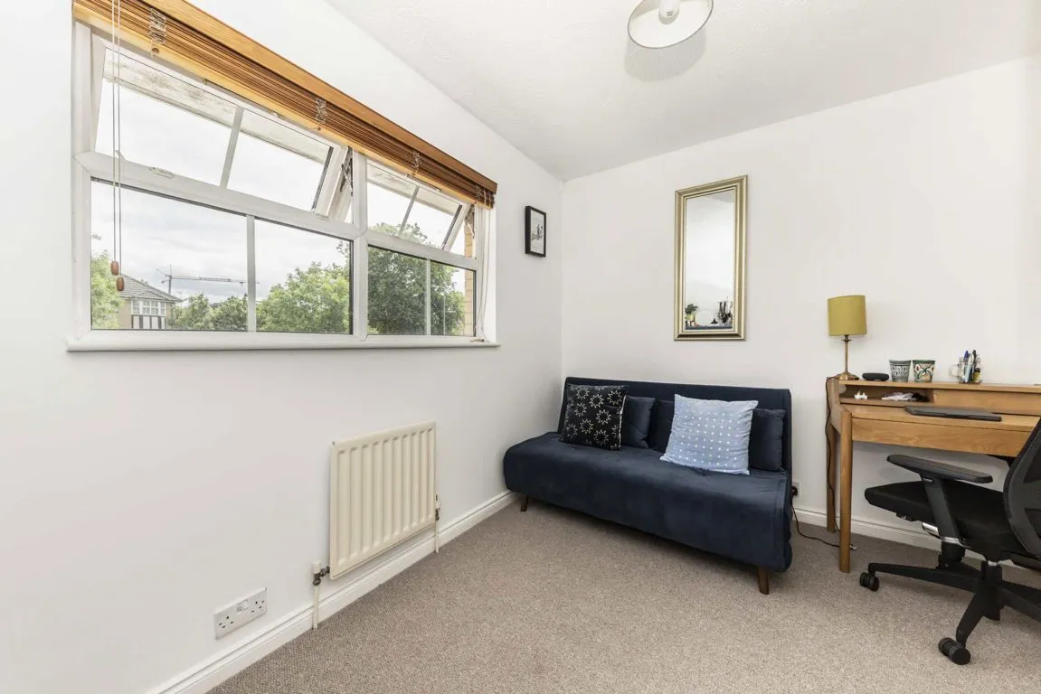 Swaffield Road, SW18, photo 7