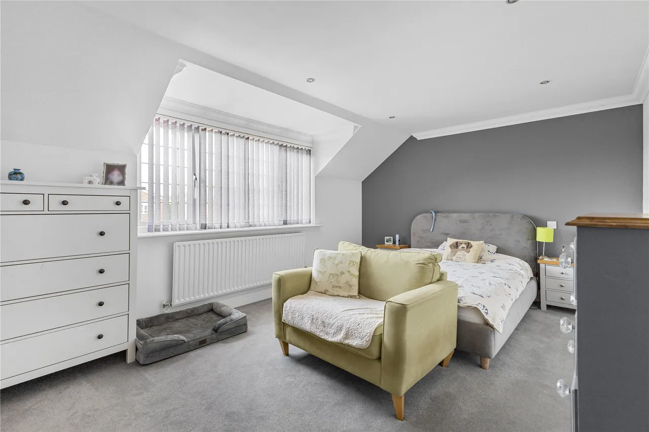 Orchard Close, West End, GU24, photo 12