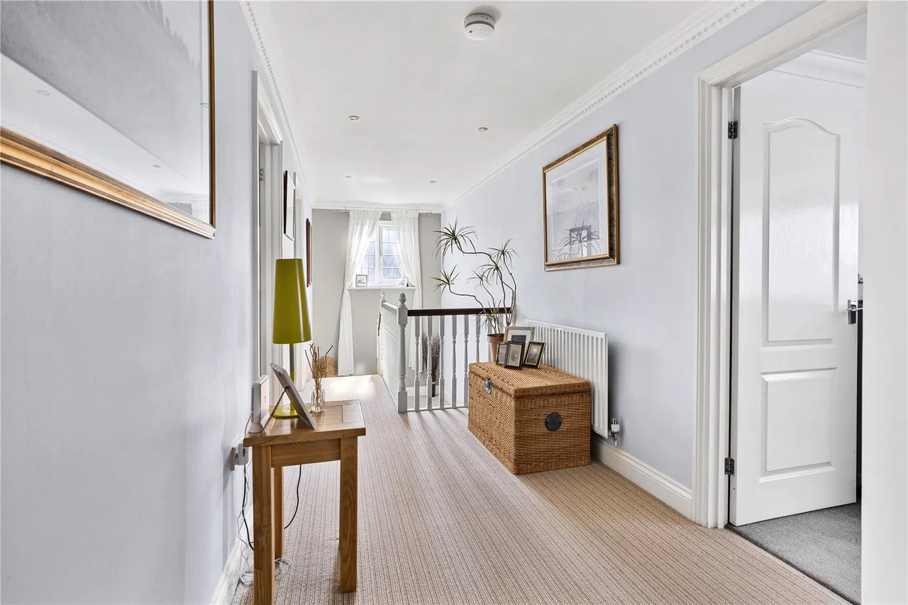 Orchard Close, West End, GU24, photo 11