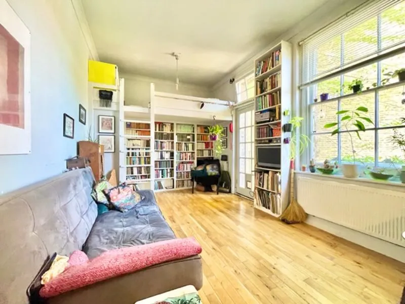 flat for sale — Anson Road, London N7 0RB