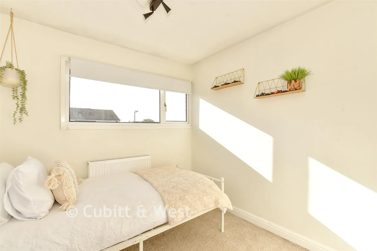 Sunnyheath, Havant, PO9, photo 10