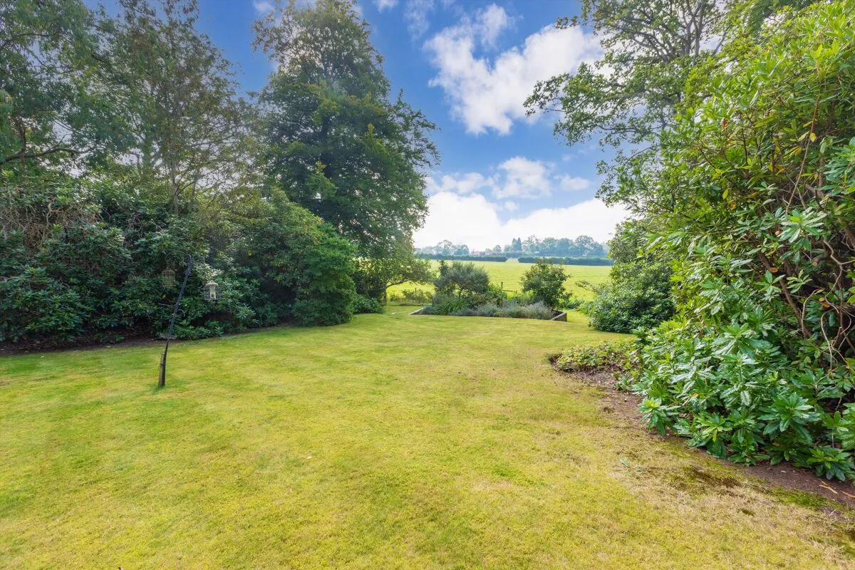 Busgrove Lane, Henley-on-Thames, RG9, photo 34