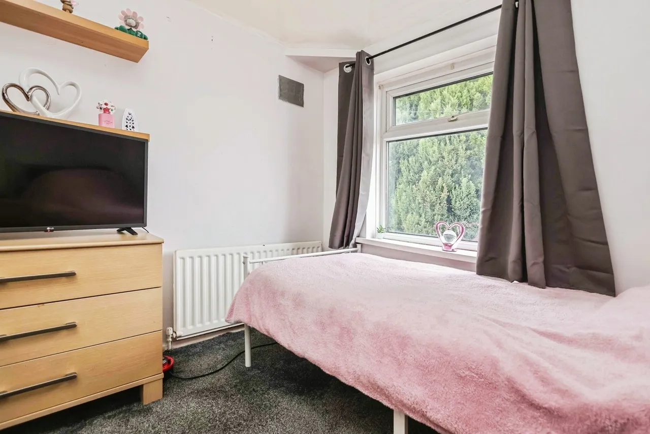 Fairbourne Avenue, Great Barr, B44, photo 13