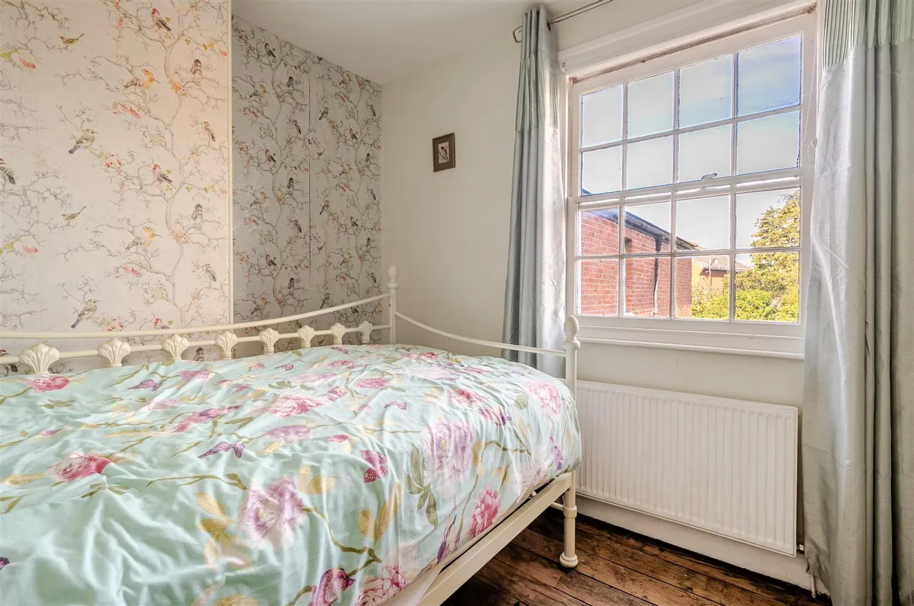 Southbroom Road, Devizes, SN10, photo 13