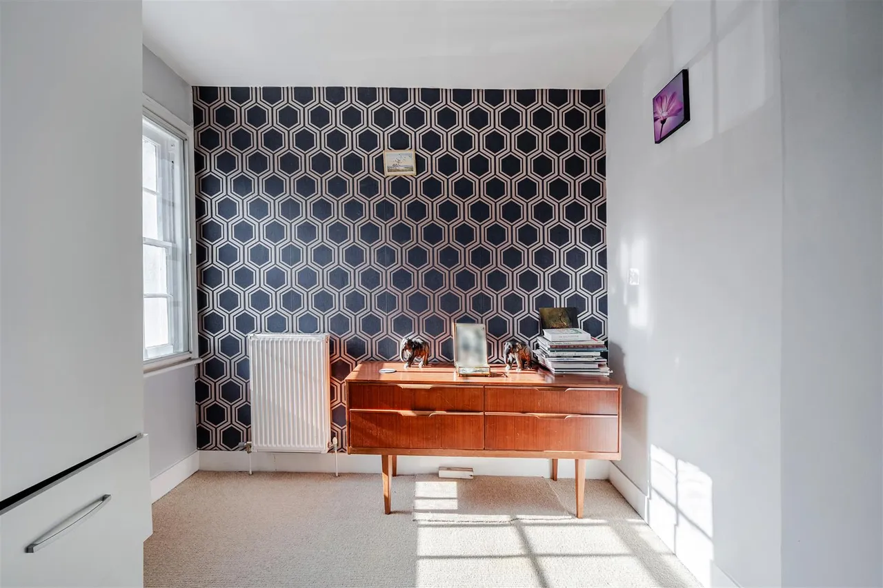 Southbroom Road, Devizes, SN10, photo 14