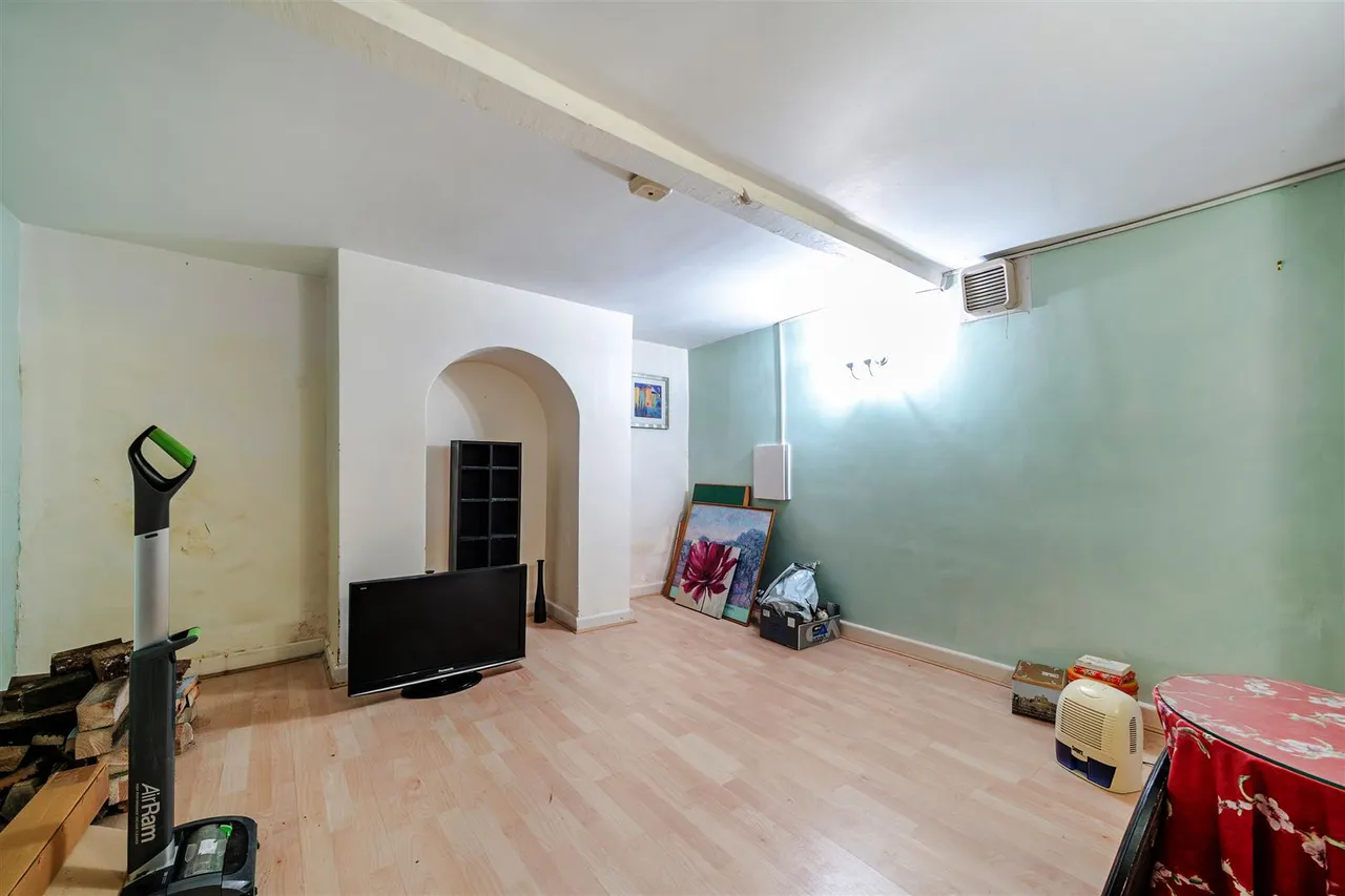 Southbroom Road, Devizes, SN10, photo 5