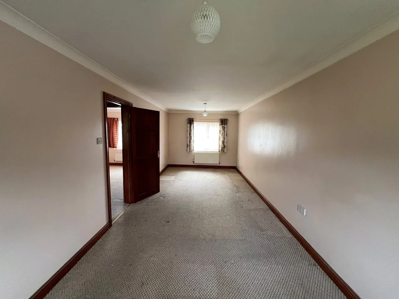 Panteg, Llanelli, SA15, photo 11