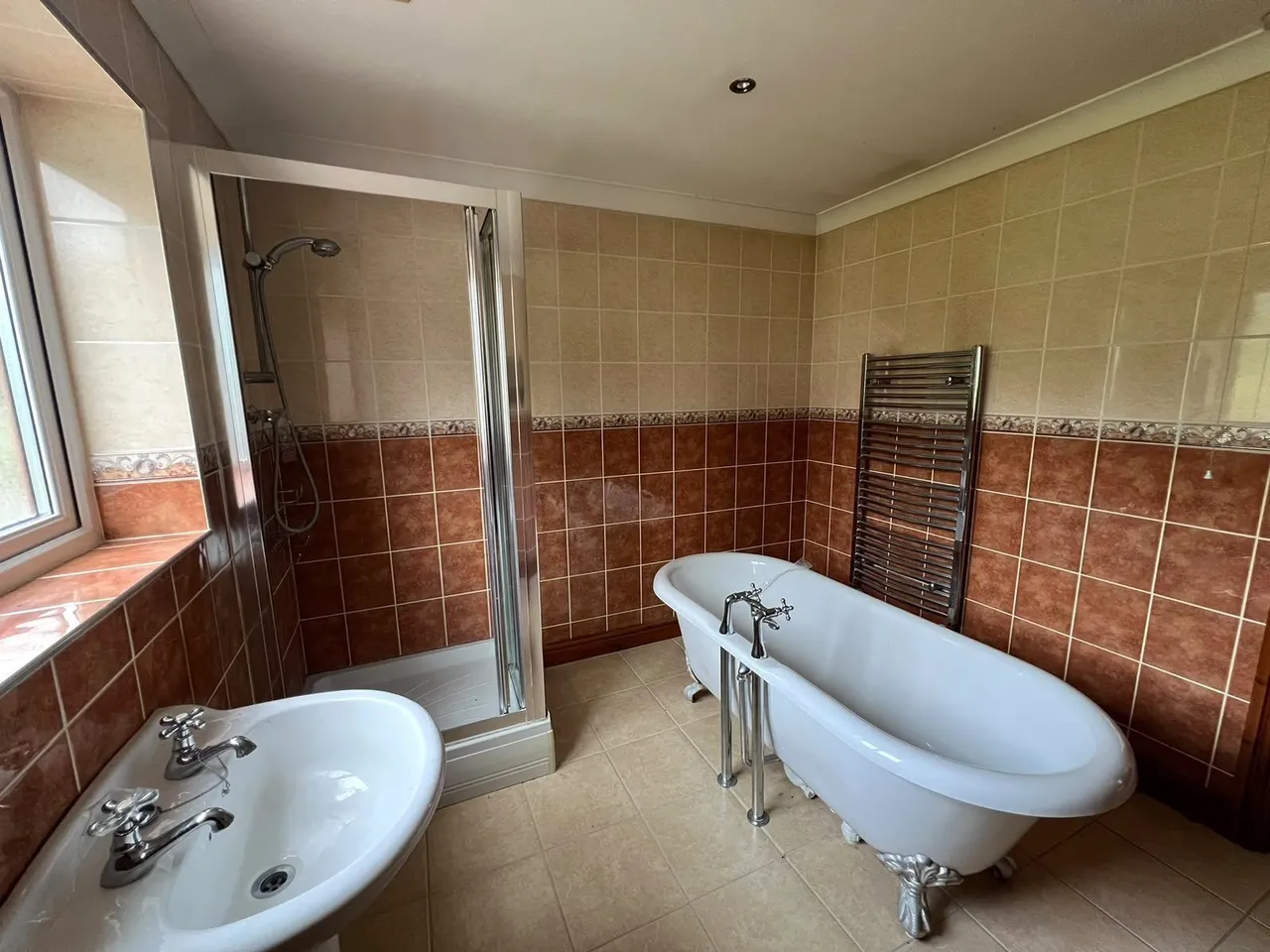Panteg, Llanelli, SA15, photo 10