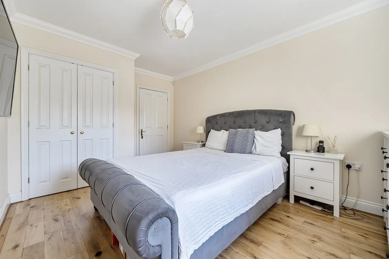 Shoppenhangers Road, Maidenhead, photo 6