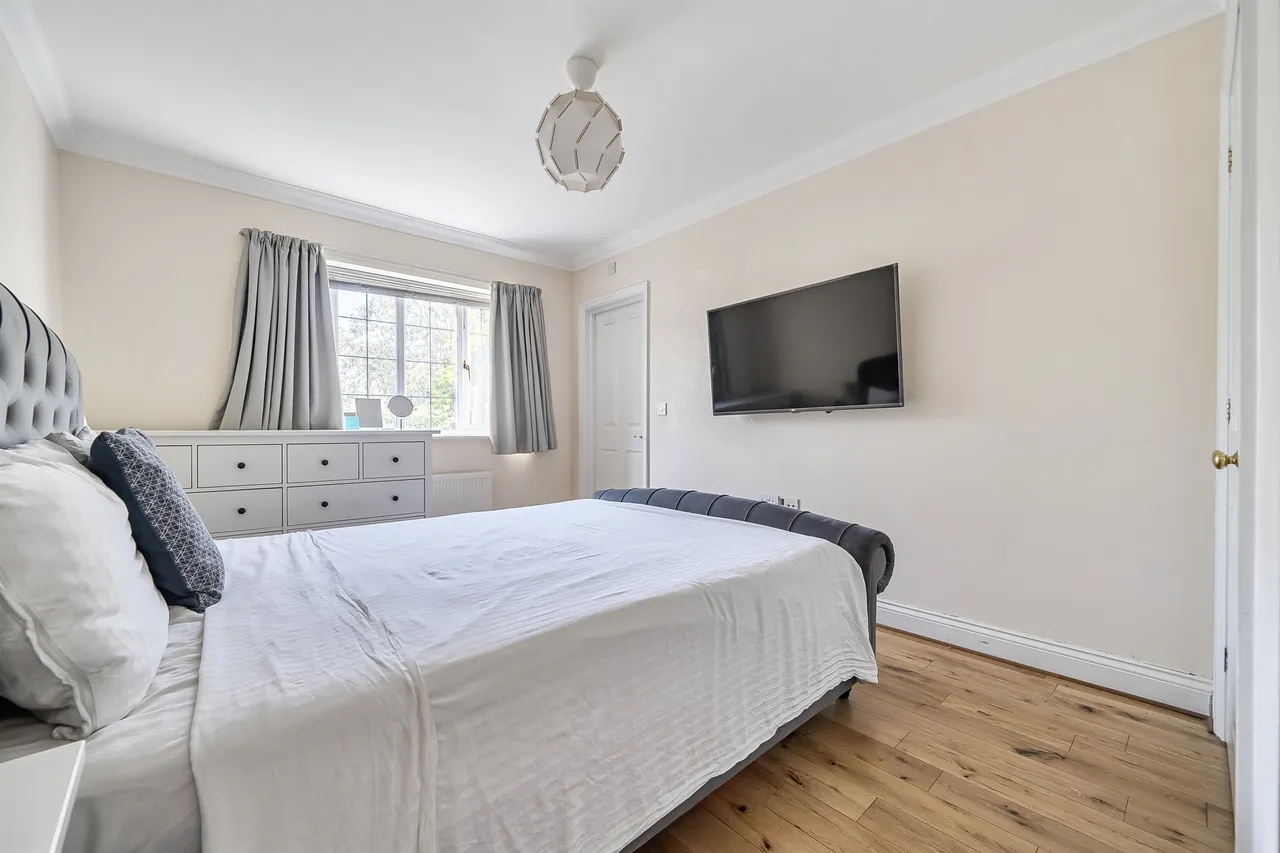 Shoppenhangers Road, Maidenhead, photo 7