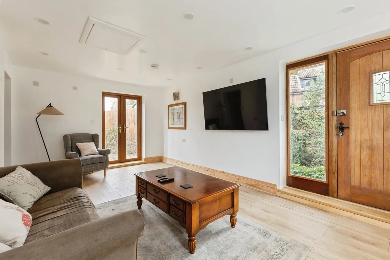 Queen Street, Spooner Row, Wymondham, Norfolk, NR18, photo 9