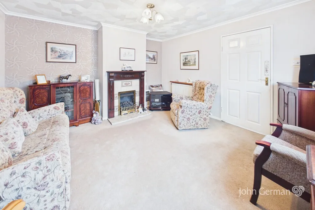 Mosley Drive, Uttoxeter, photo 2