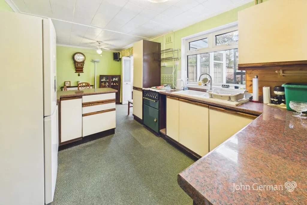 Mosley Drive, Uttoxeter, photo 6