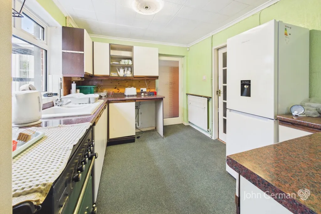 Mosley Drive, Uttoxeter, photo 7