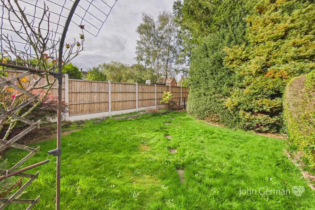 Mosley Drive, Uttoxeter, photo 21