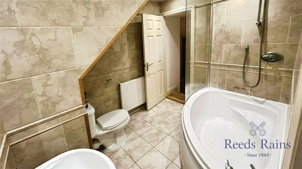 Lead Road, Greenside, Tyne and Wear, NE40, photo 5