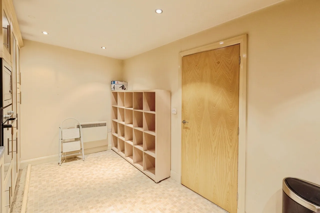 Newton Drive, Blackpool, FY3, photo 11