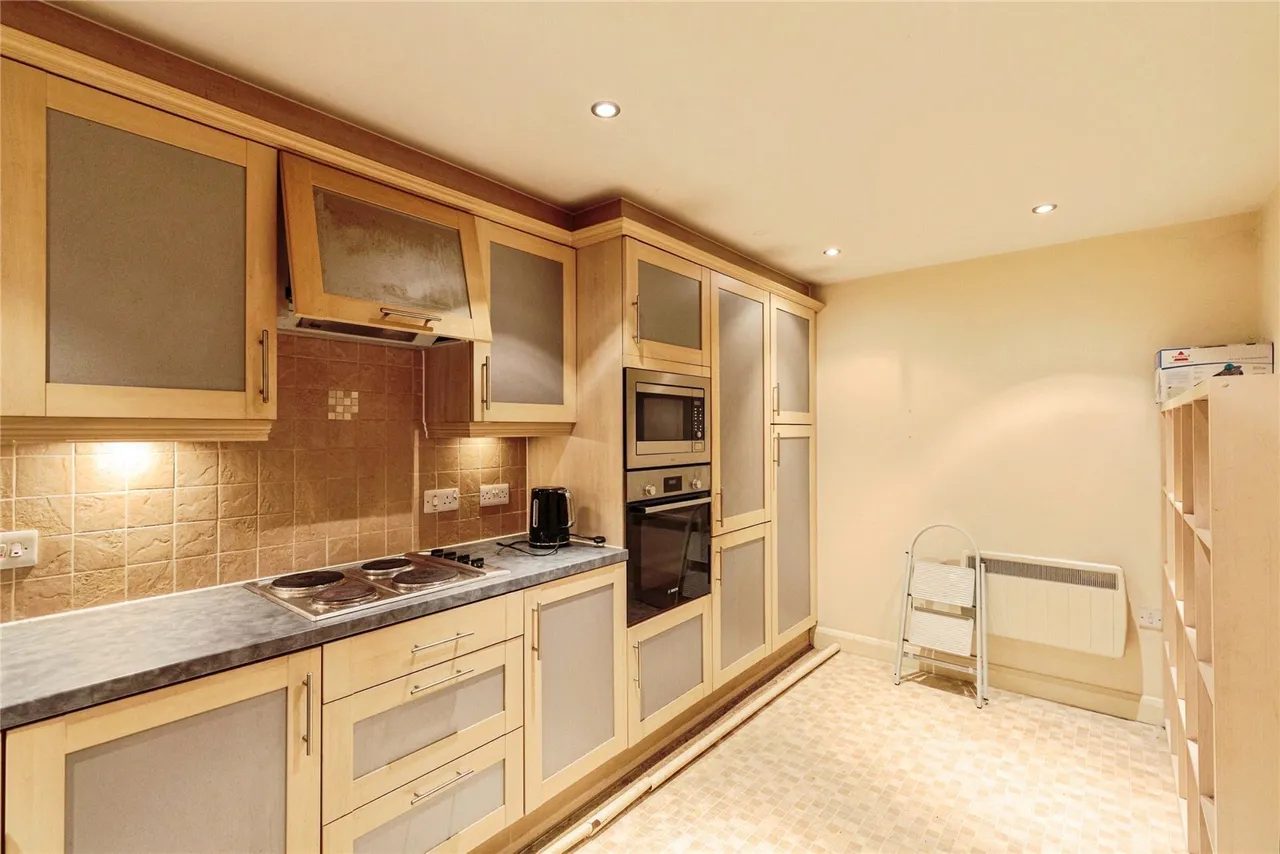 Newton Drive, Blackpool, FY3, photo 9