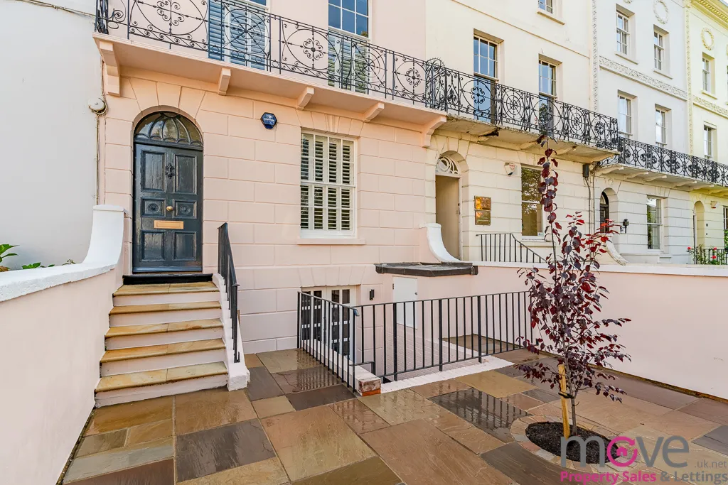 1 bed flat to rent — Flat 3, Brunswick Apartments, 47 Brunswick Road, Gloucester, GL1 1JS