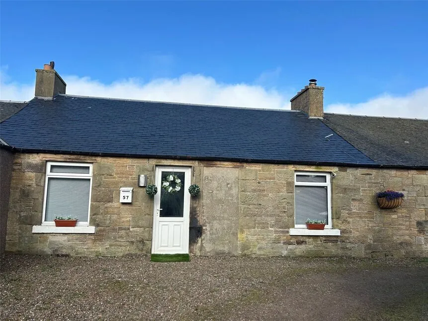 2 bed house to rent, Auchengray Road, Auchengray, ML11