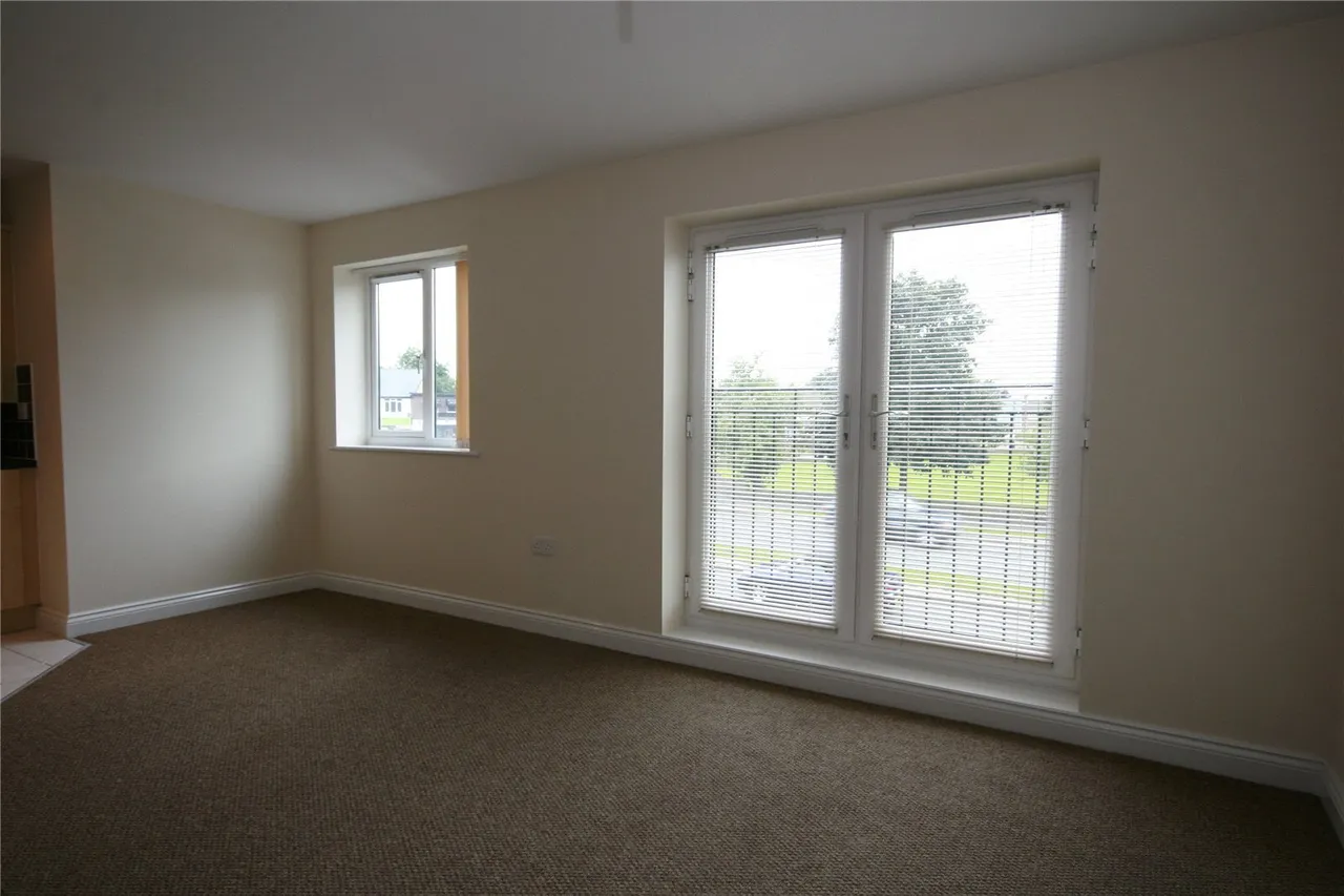 Stafford Road, Wolverhampton, West Midlands, WV10, photo 18