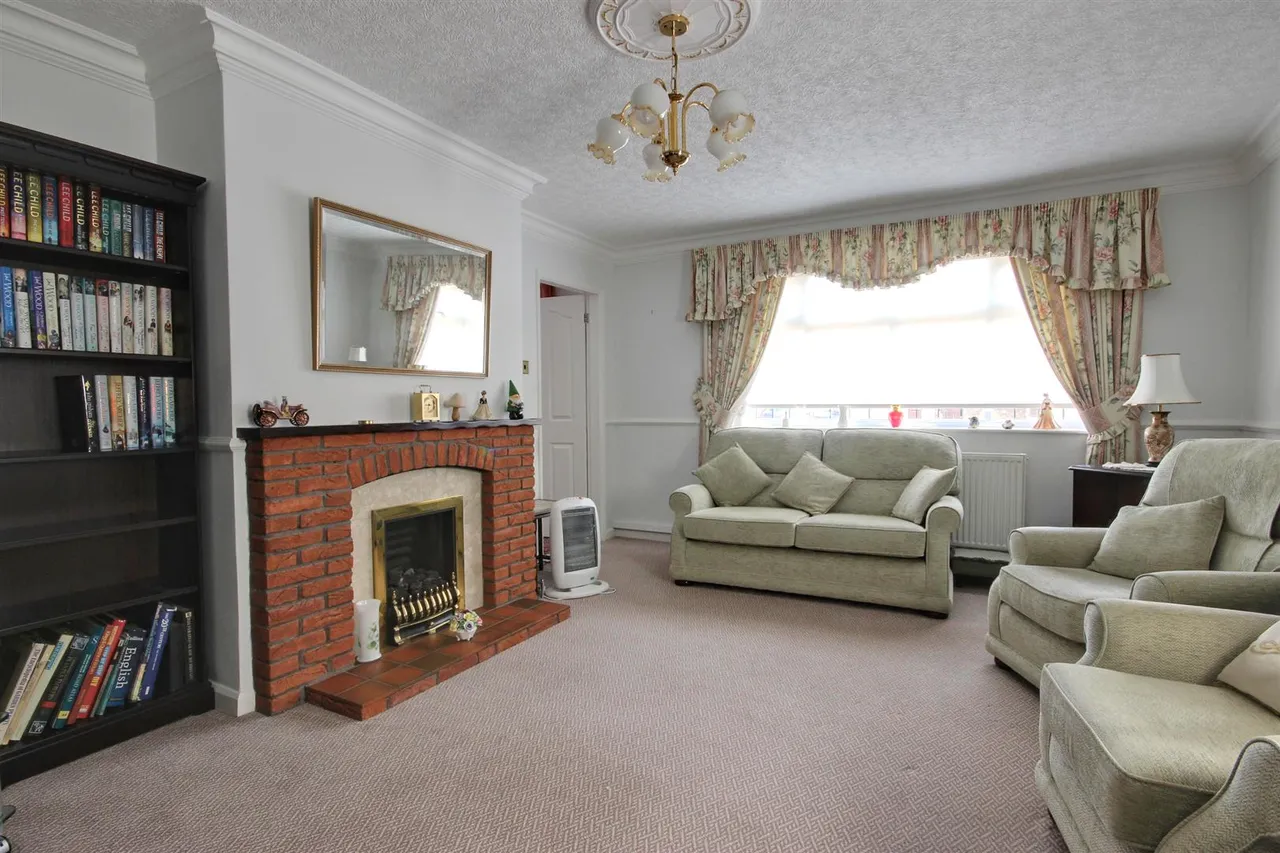 Cromwell Court, Ashdene Close, Willerby, Hull, photo 6