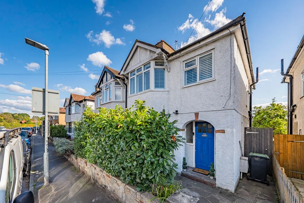 3 bed house for sale — Church Lane, Mill End, Rickmansworth