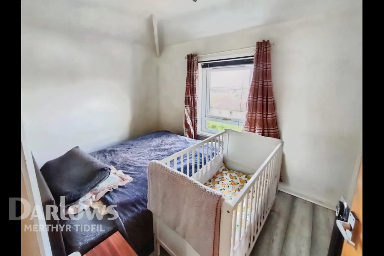 Tenth Avenue, Galon Uchaf, photo 10