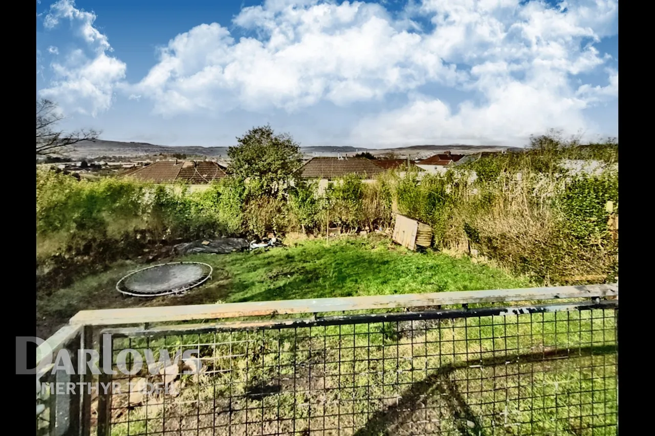 Tenth Avenue, Galon Uchaf, photo 14