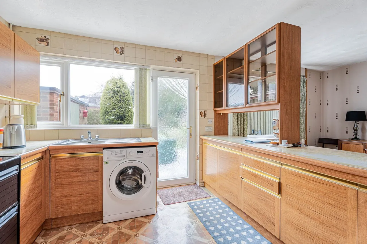 Horsenden Road, High Wycombe, HP13, photo 3
