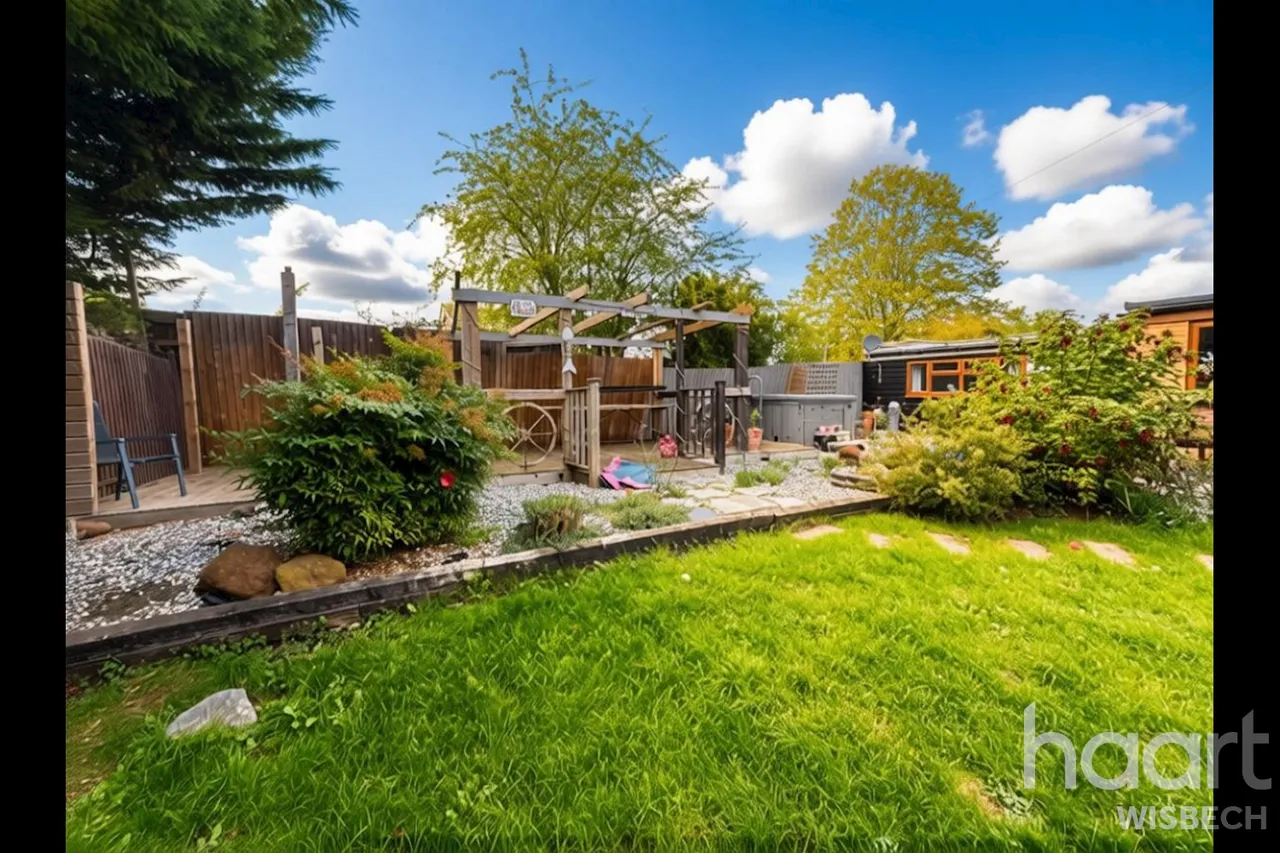 Walton Road, Marshland St James, PE14, photo 33