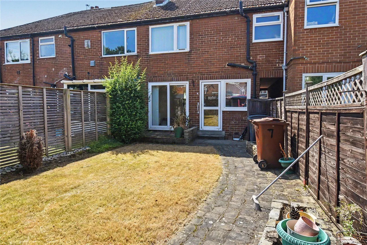 Salisbury View, Horsforth, LS18, photo 15