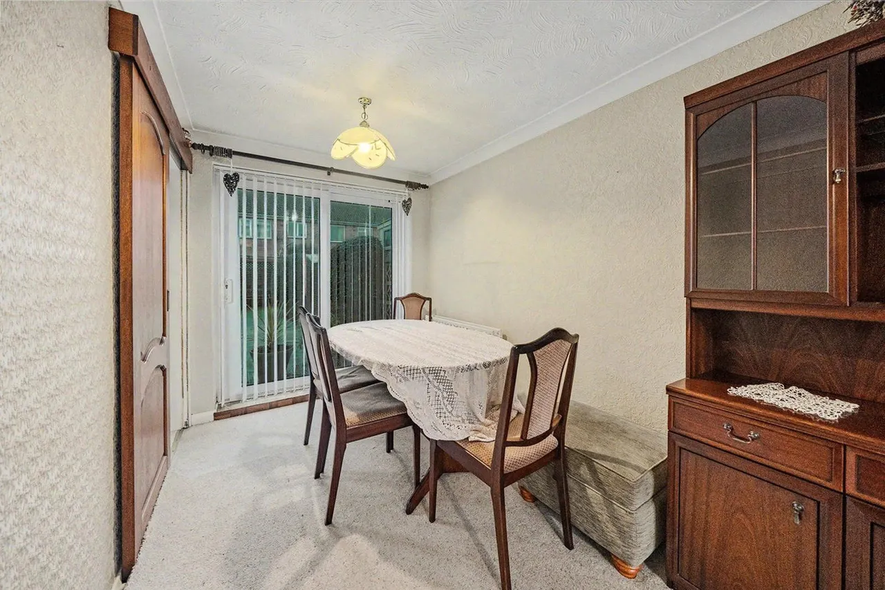 Salisbury View, Horsforth, LS18, photo 5