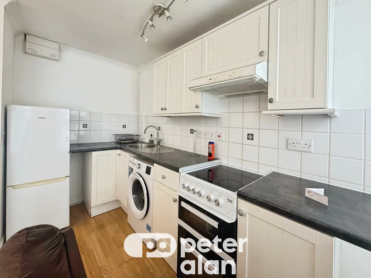 Claude Road, Cardiff, CF24, photo 4